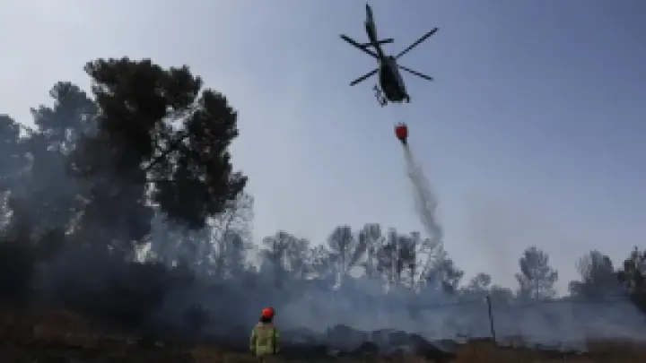 ইসরায়েলে ভয়াবহ আগুন, রূপ নিতে পারে দাবানলে